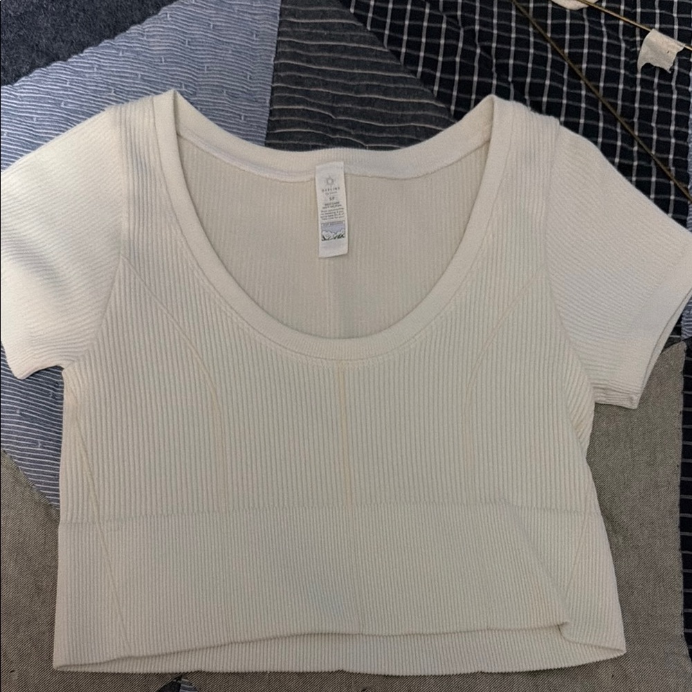 Ribbed Scoop Neck Crop Top - White